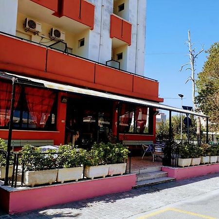 Hotel Rosa Римини Экстерьер фото