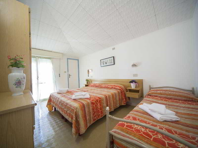 Hotel Rosa Римини Экстерьер фото